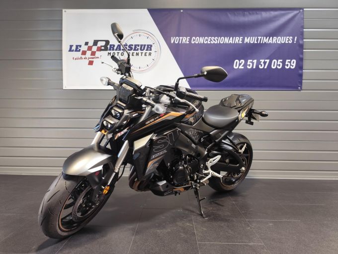 SUZUKI GSX-S 950 4
