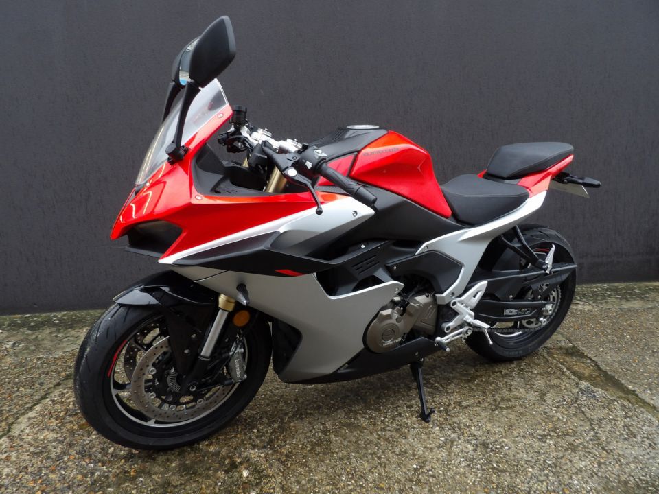 QJ MOTOR SRK 600 RS 4