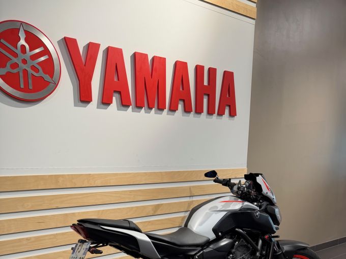 YAMAHA MT-07 (47.5CV) 4