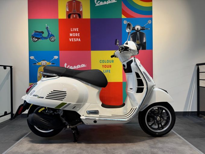 VESPA GTS 125 SUPER TECH 4
