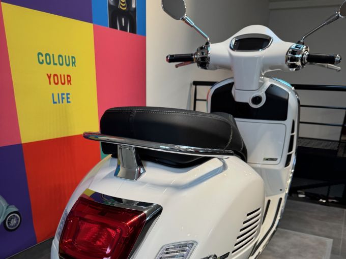 VESPA GTS 125 SUPER TECH 4