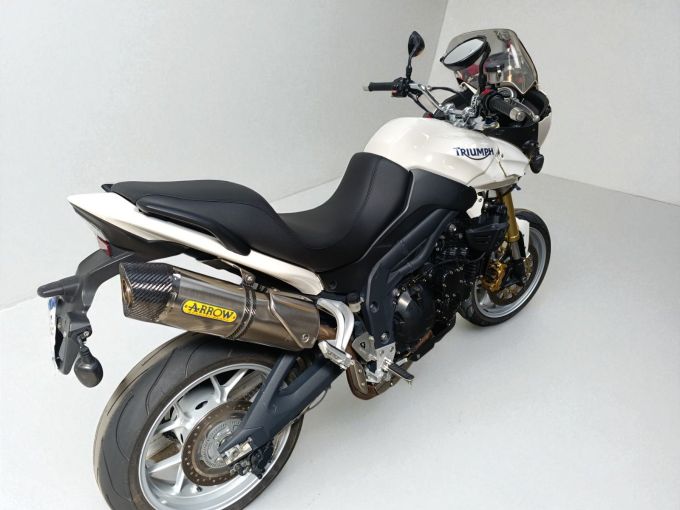 TRIUMPH TIGER 1050 4