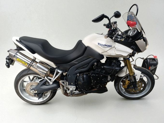 TRIUMPH TIGER 1050 4