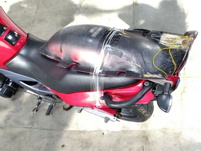 KAWASAKI ZR-7 S 4