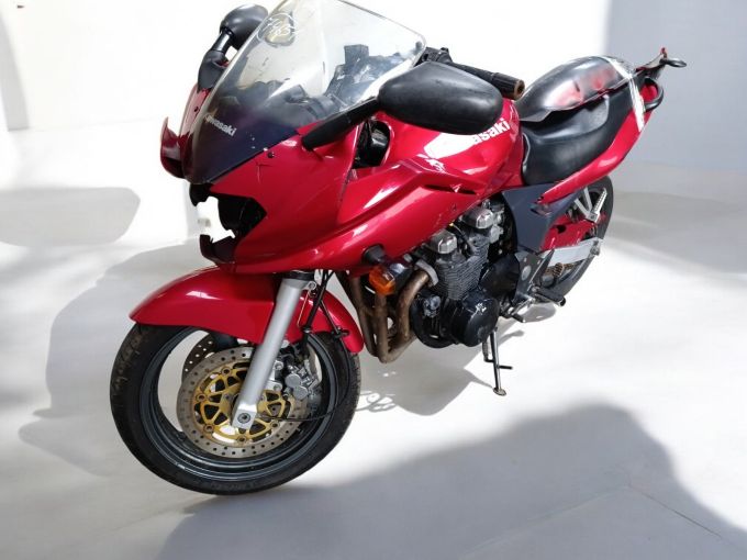 KAWASAKI ZR-7 S 4