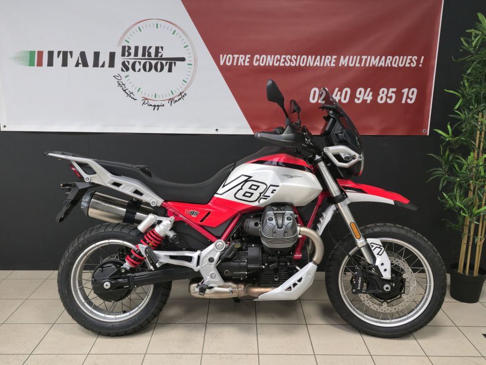 MOTO GUZZI V85 TT 850 4