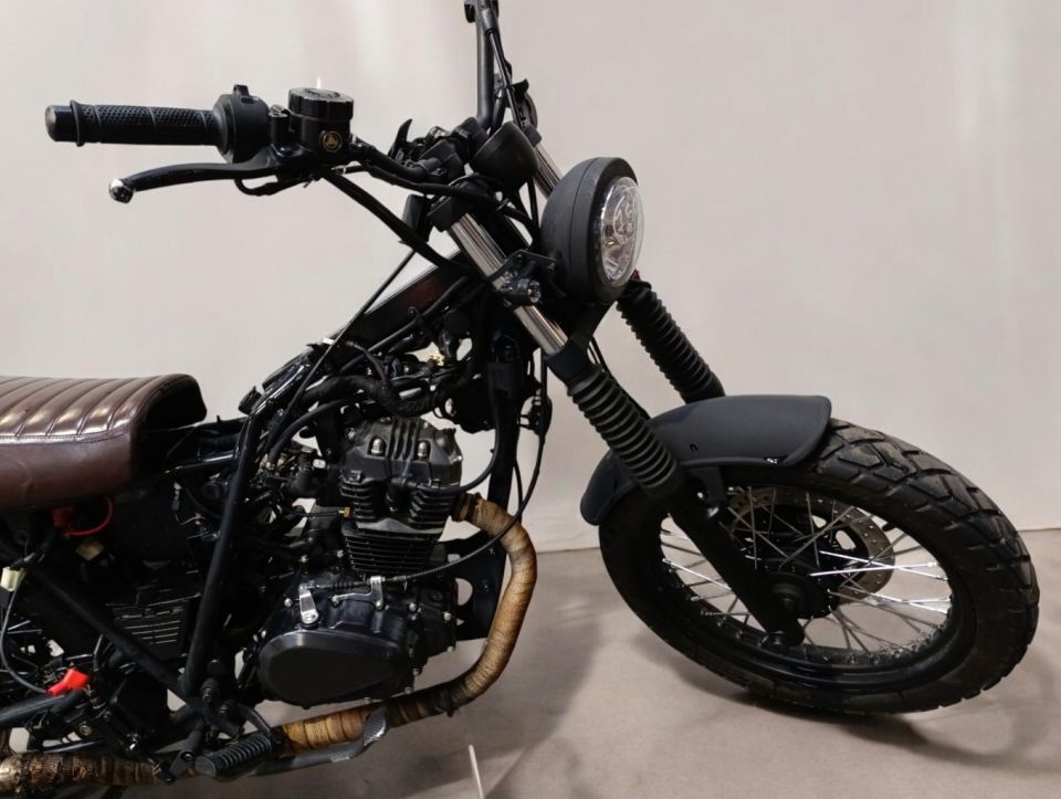 BRIXTON MOTORCYCLES BX 125 4