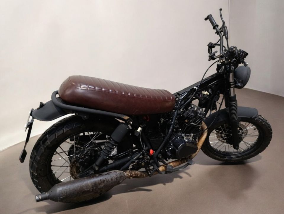 BRIXTON MOTORCYCLES BX 125 4