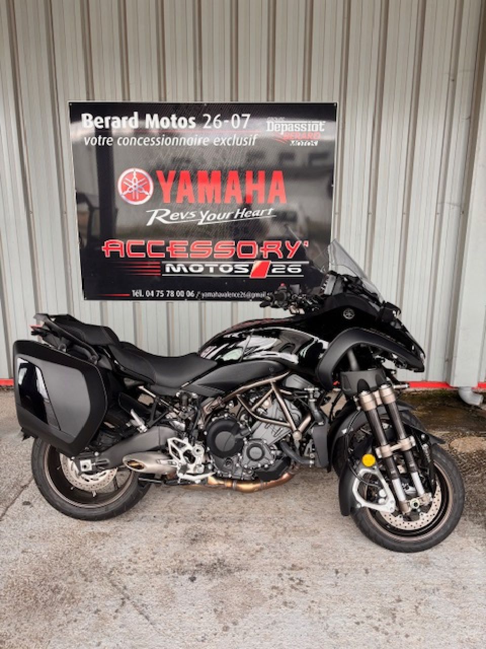 YAMAHA NIKEN 850 GT 4