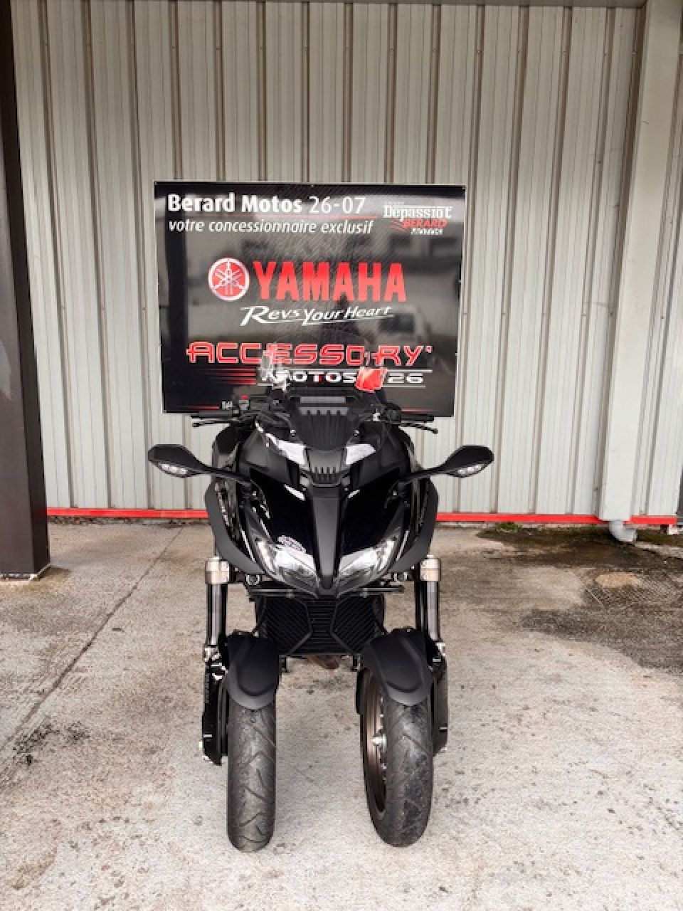 YAMAHA NIKEN 850 GT 4