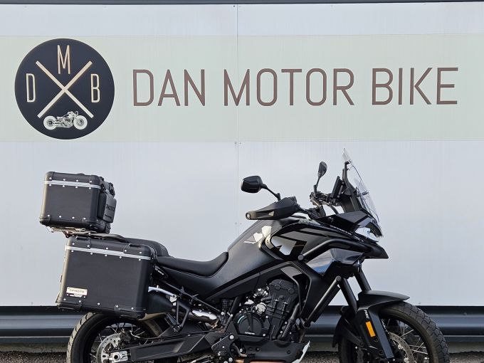 CF MOTO 800 MT 4