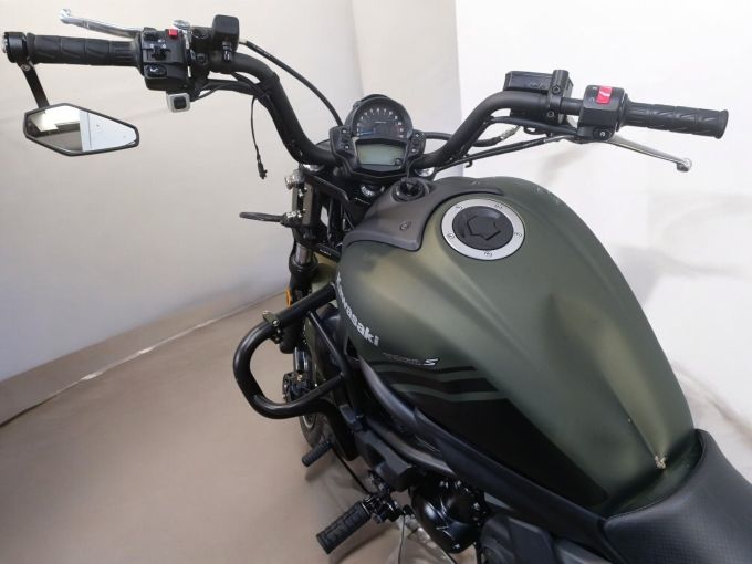 KAWASAKI VULCAN 4