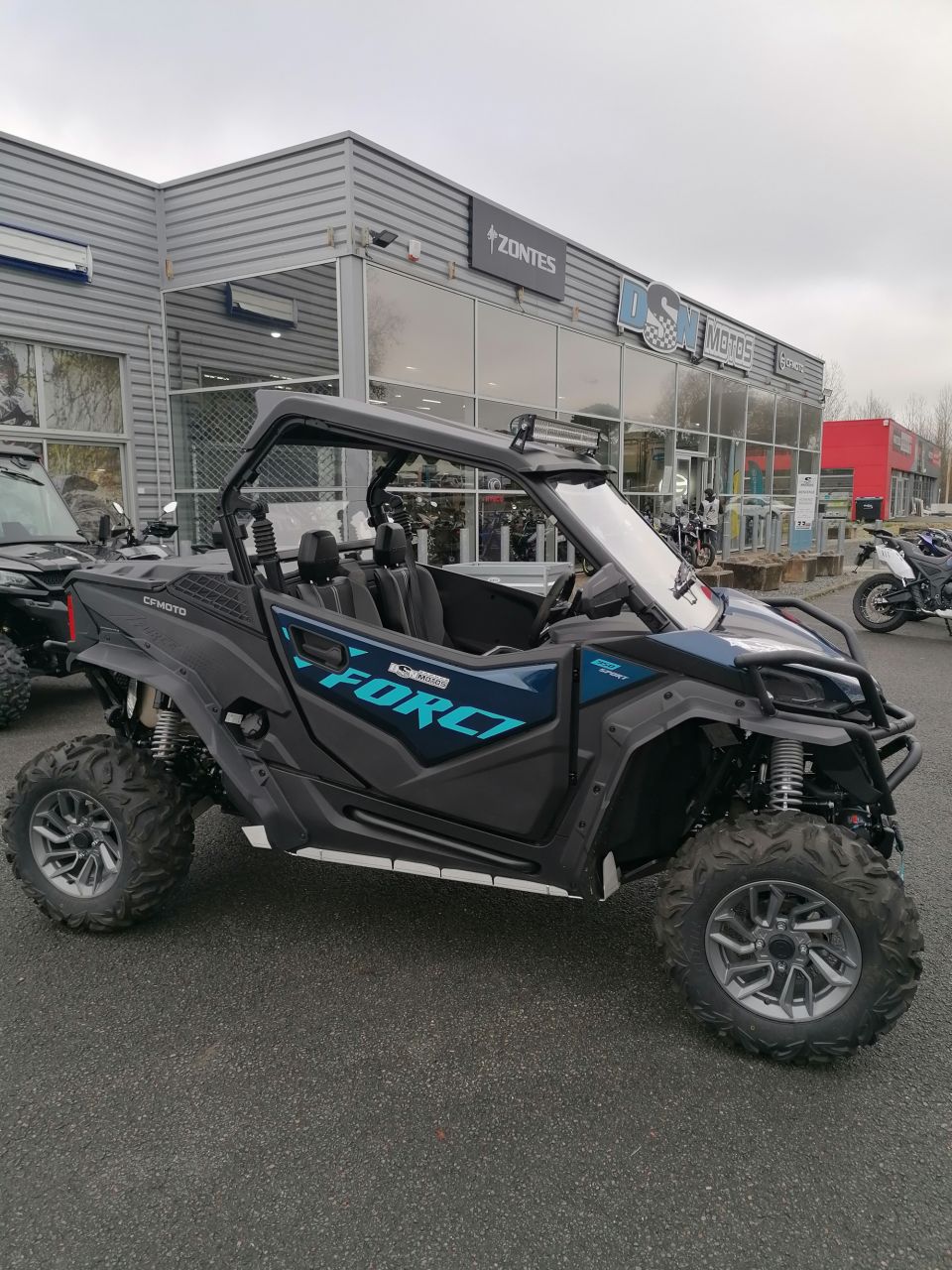 CF MOTO ZFORCE 950 4