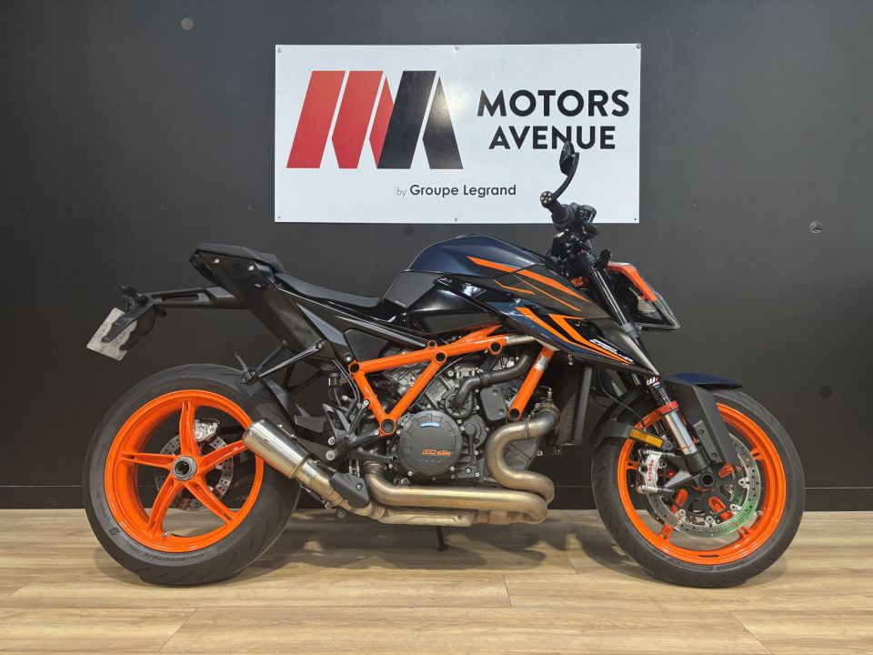 KTM 1290 SUPER DUKE R 4