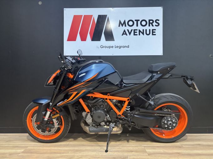 KTM 1290 SUPER DUKE R 4