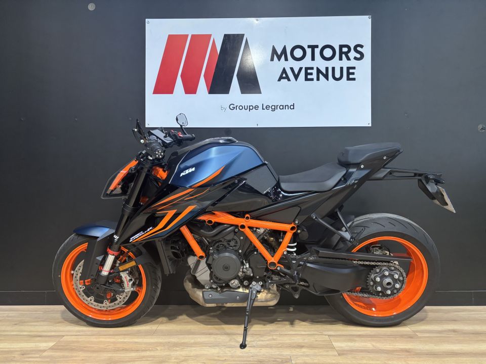 KTM 1290 SUPER DUKE R 4