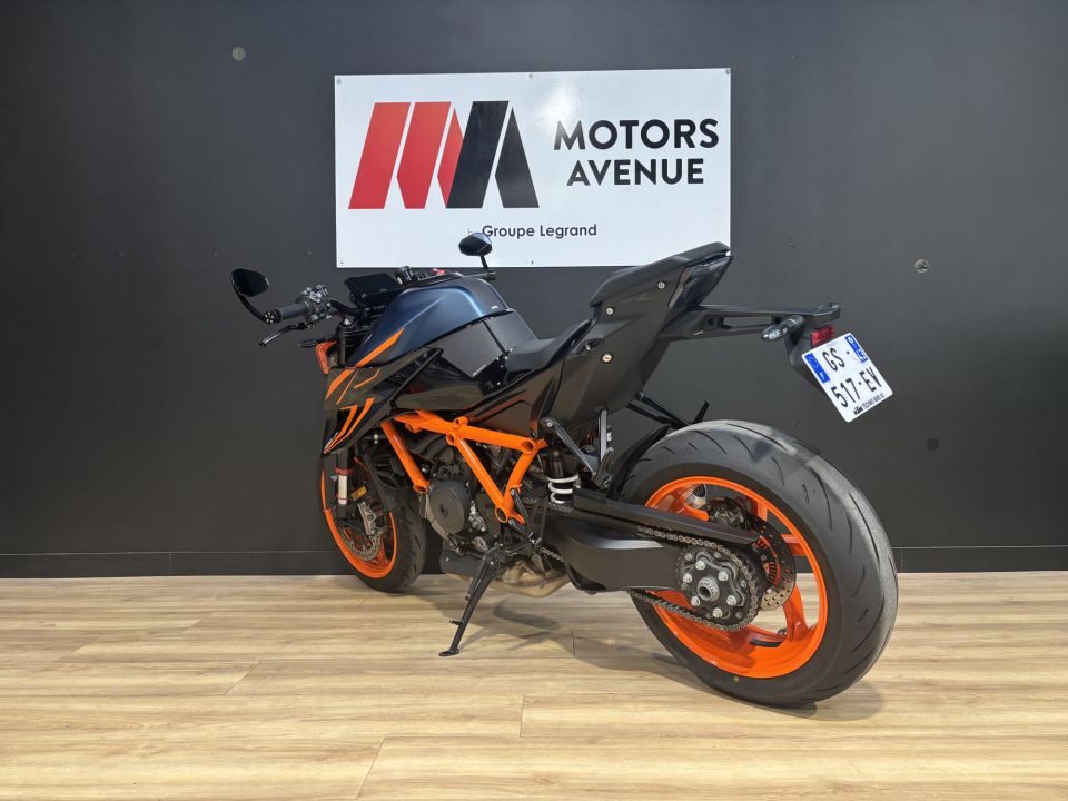 KTM 1290 SUPER DUKE R 4