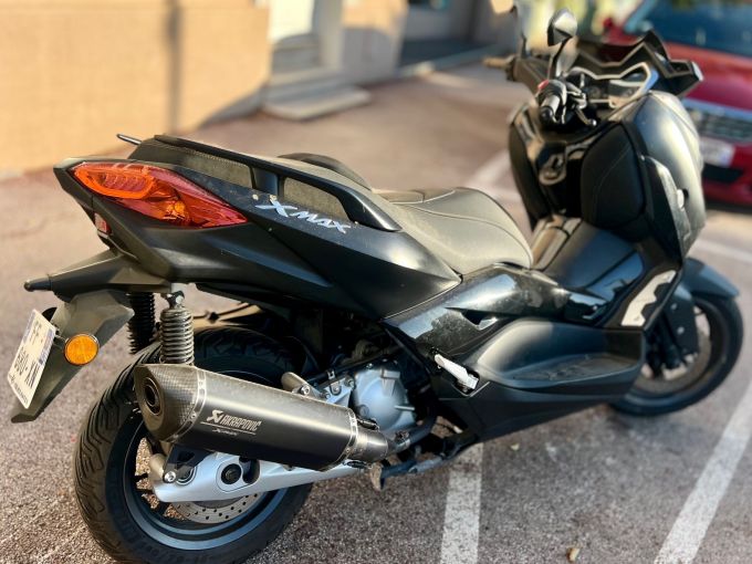 YAMAHA X-MAX 125 IRON MAX 4