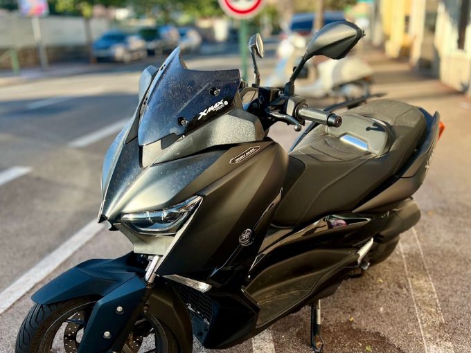YAMAHA X-MAX 125 IRON MAX 4