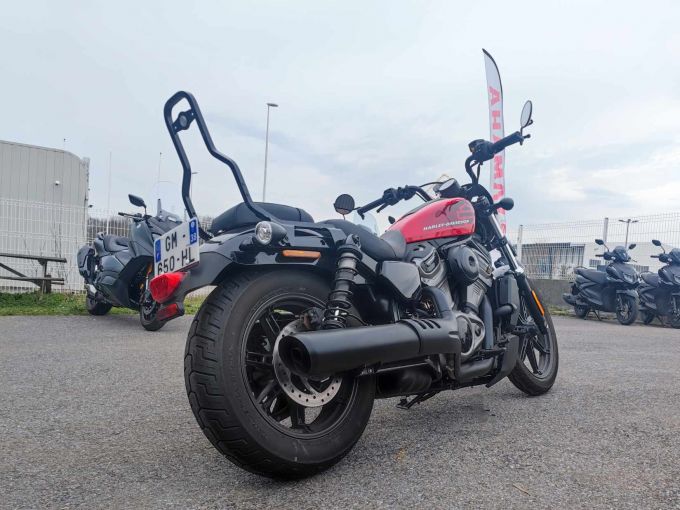 HARLEY-DAVIDSON SPORTSTER NIGHTSTER 975 4