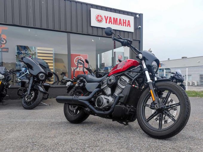 HARLEY-DAVIDSON SPORTSTER NIGHTSTER 975 4