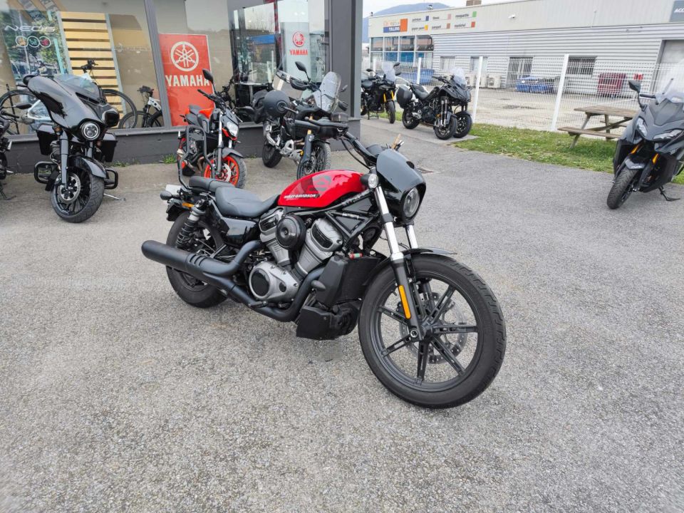 HARLEY-DAVIDSON SPORTSTER NIGHTSTER 975 4