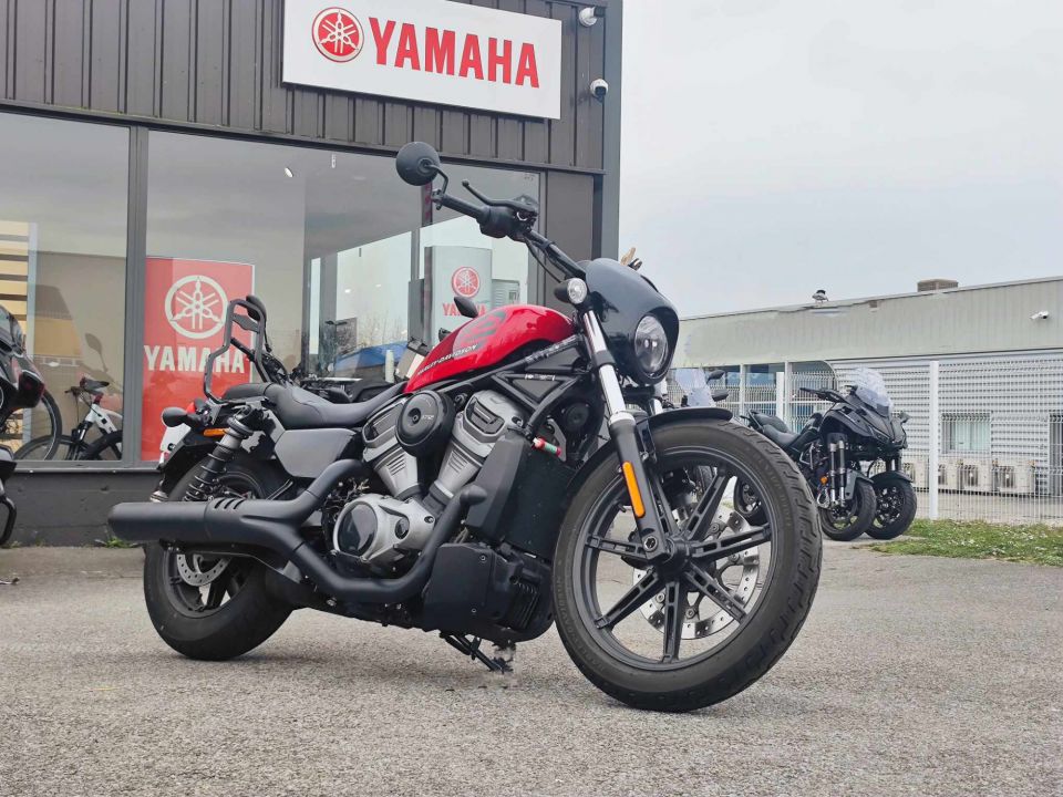 HARLEY-DAVIDSON SPORTSTER NIGHTSTER 975 4