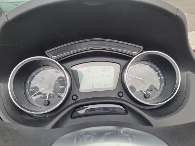 PIAGGIO MP3 500 HPE BUSINESS ABS/ASR 4