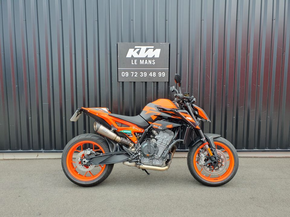 KTM 890 DUKE GP 4