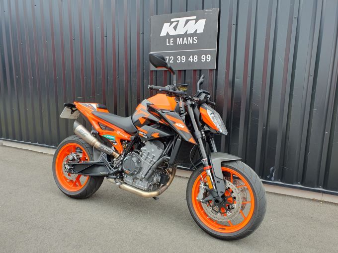 KTM 890 DUKE GP 4