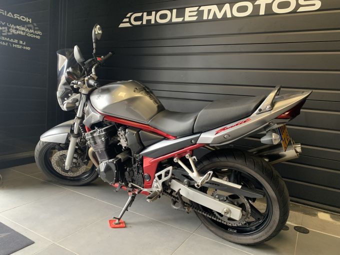 SUZUKI GSF 650 N BANDIT 4