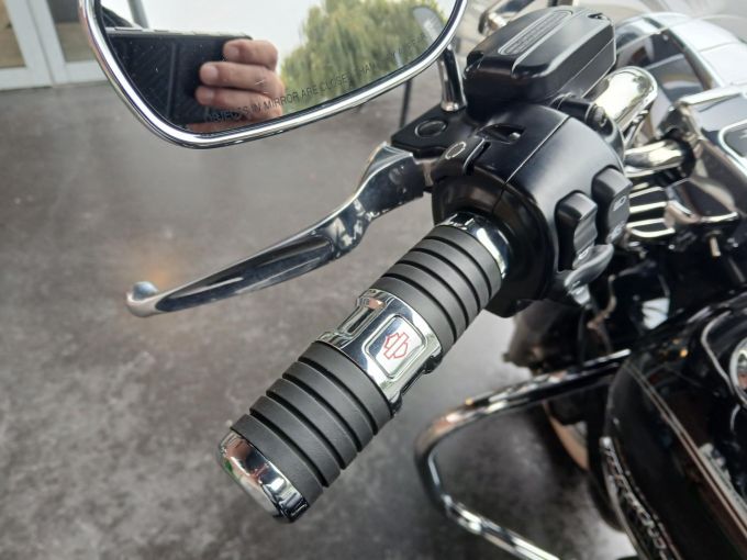 HARLEY-DAVIDSON TOURING ROAD KING 1745 STANDARD 4
