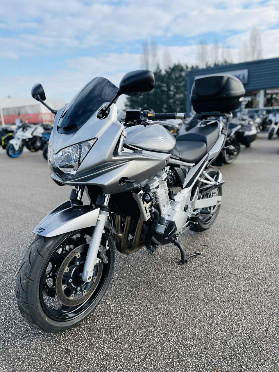 SUZUKI GSF 650 S BANDIT 4