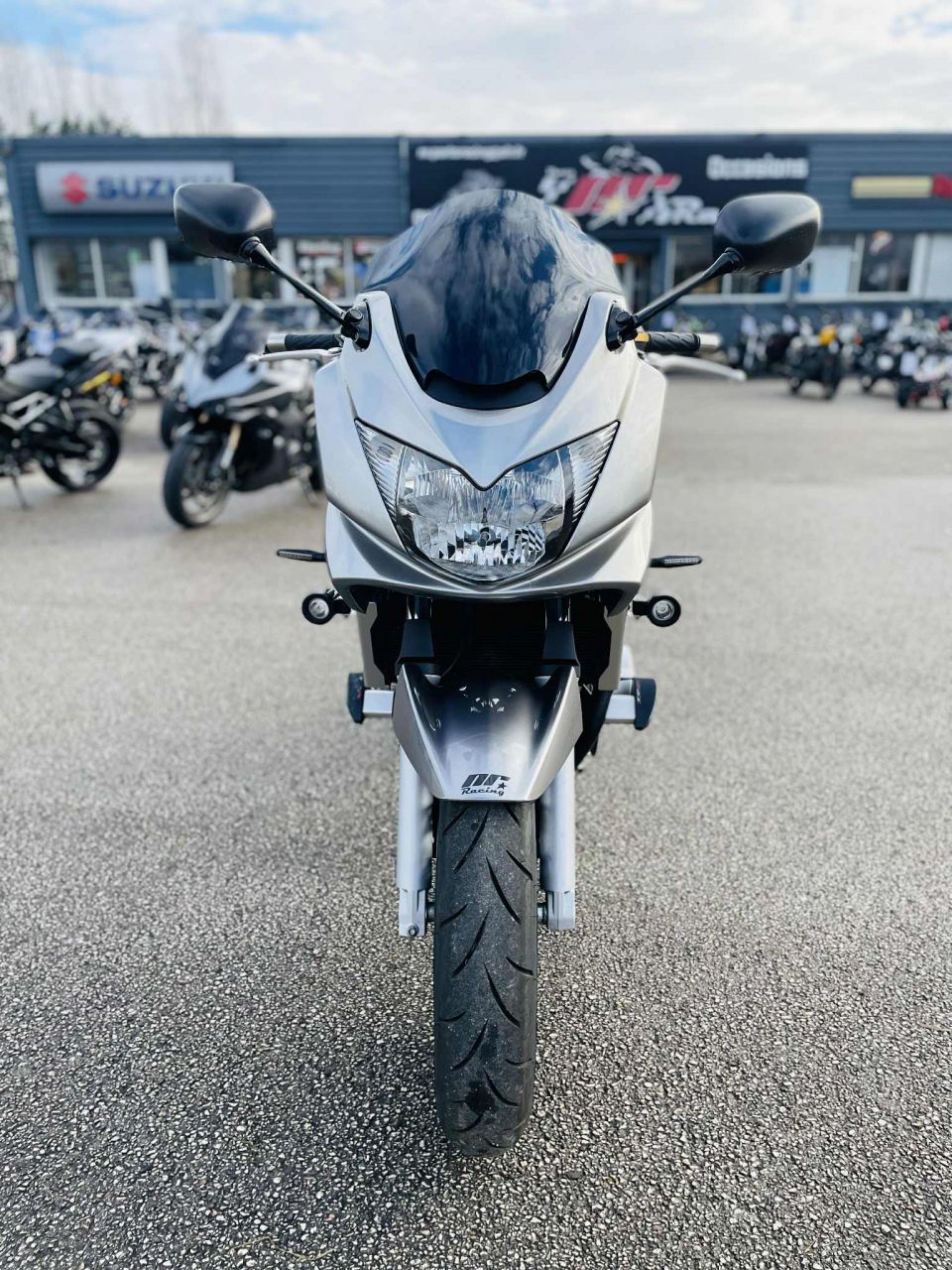 SUZUKI GSF 650 S BANDIT 4