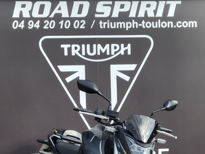 HONDA CB 750 HORNET 4