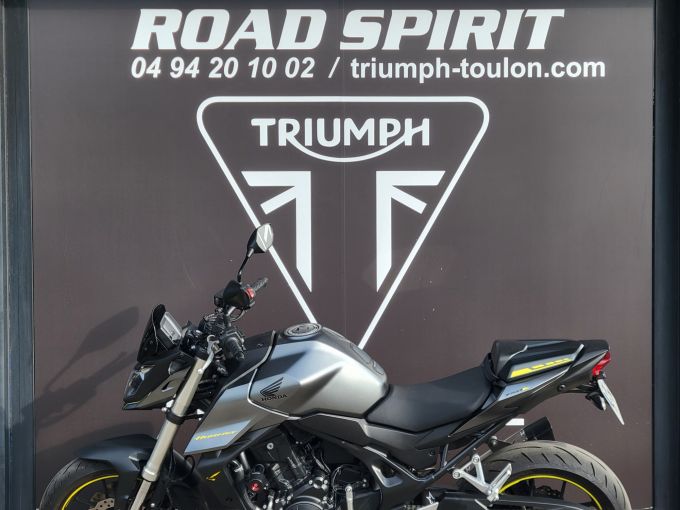 HONDA CB 750 HORNET 4