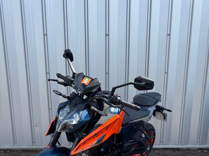 KTM 125 DUKE ABS 4