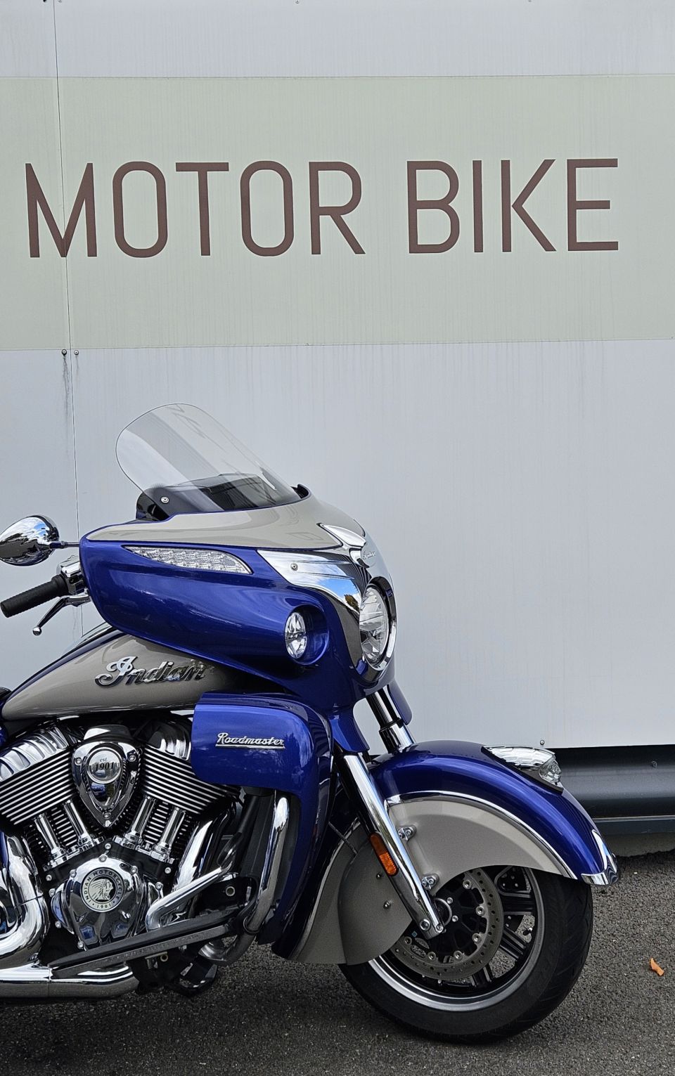 INDIAN ROADMASTER 1800 4