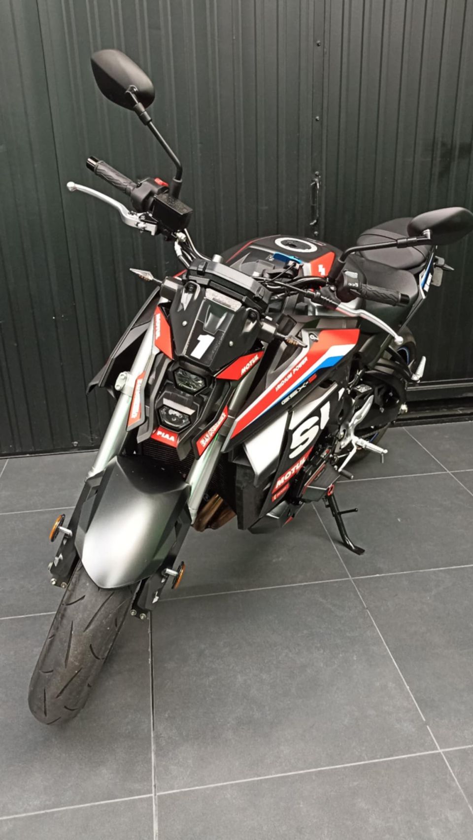 SUZUKI GSX-S 950 A2 4