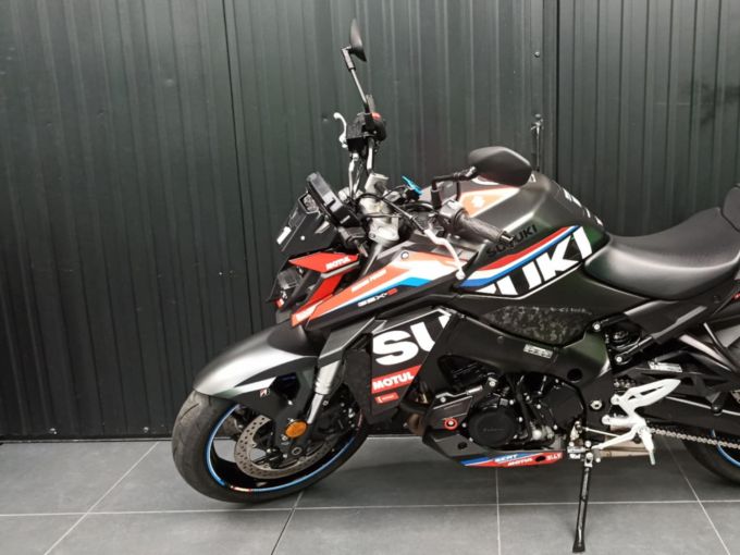 SUZUKI GSX-S 950 A2 4