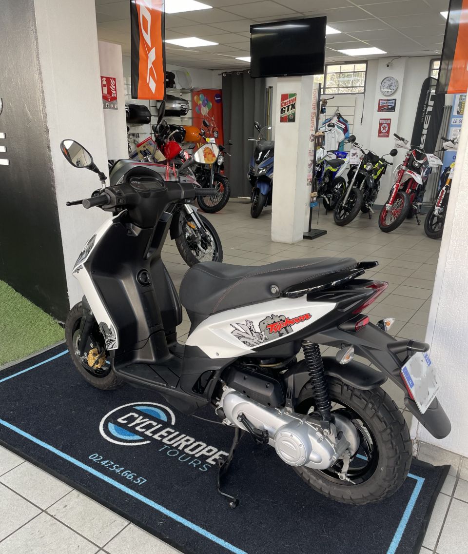 PIAGGIO TYPHOON 50 4