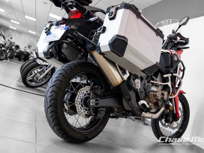 HONDA AFRICA TWIN CRF1000L DCT 4