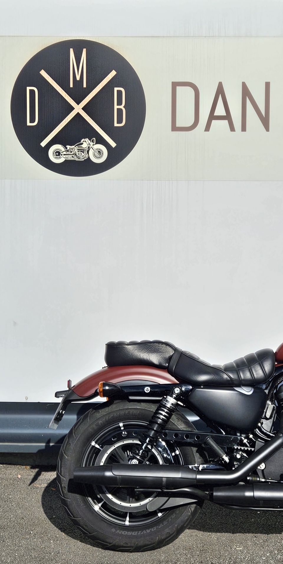 HARLEY-DAVIDSON SPORTSTER IRON 883 4