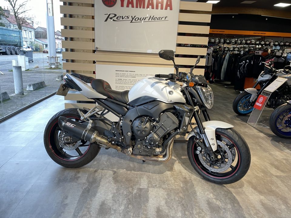 YAMAHA FZ1 4