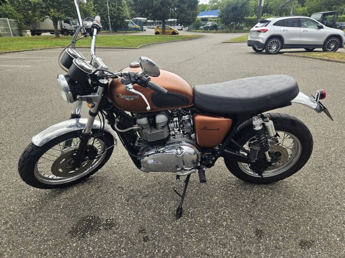 TRIUMPH BONNEVILLE 865 T100 4