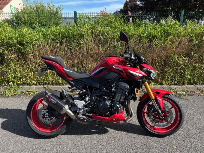 KAWASAKI Z900 50 TH 4