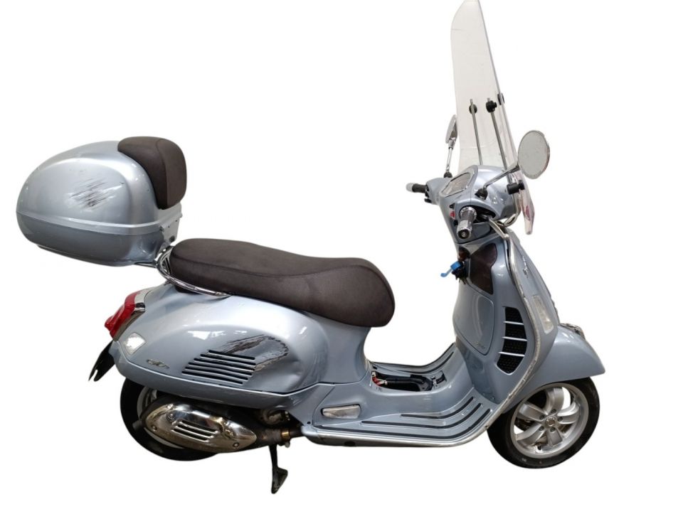 PIAGGIO VESPA 4