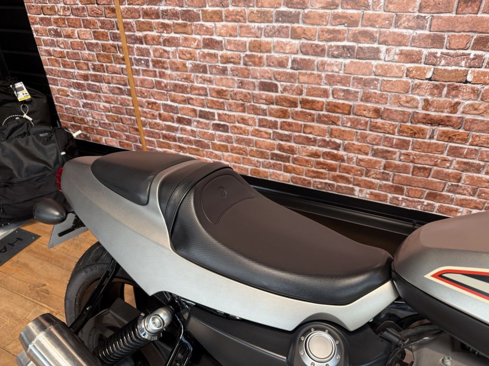 HARLEY-DAVIDSON SPORTSTER XR1200 4