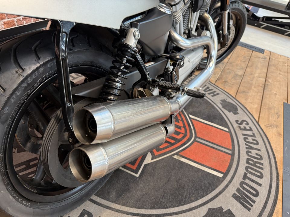 HARLEY-DAVIDSON SPORTSTER XR1200 4