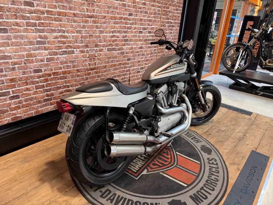 HARLEY-DAVIDSON SPORTSTER XR1200 4
